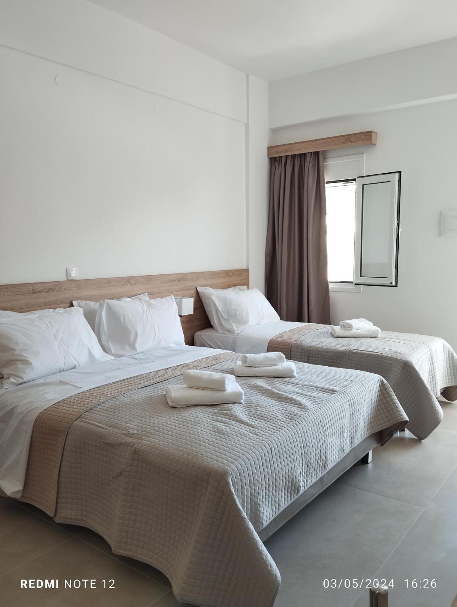 Votsalo Studios & Apartment 弗朗哥卡斯特隆 外观 照片