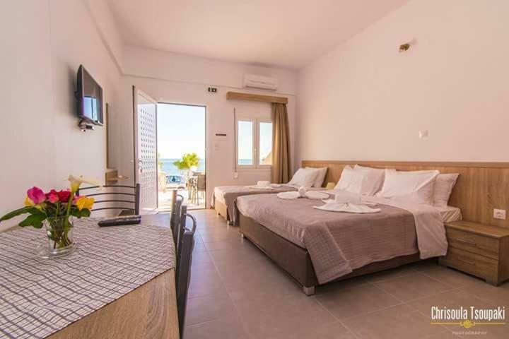 Votsalo Studios & Apartment 弗朗哥卡斯特隆 外观 照片